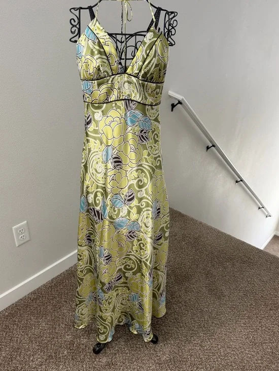 Floral Olive Satin Maxi Dress with V-Neck - Picture 2 of 4
